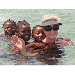 Mama Heidi - Africas Mother Teresa (e-book pdf)