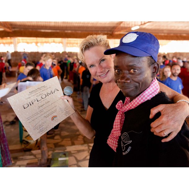 Mama Heidi - Africas Mother Teresa (e-book pdf)